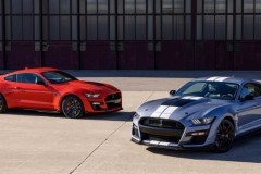 Ford trình làng cặp đôi phiên bản đặc biệt Mustang Shelby GT500 Heritage Edition và Coastal Edition 2022