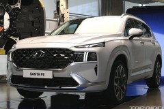 Hyundai Santa Fe sắp có thêm phiên bản 6 chỗ, đe dọa “người anh em” Kia Sorento