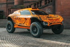 SUV đầu tiên của McLaren trình diện: Xe thuần điện mạnh gần 550 mã lực