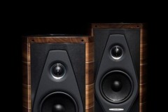 Sonus Faber mua lại xưởng chế tác gỗ 35 năm tuổi De Santi