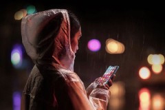 Những cách bảo vệ iPhone khi trời mưa tốt nhất bạn nên áp dụng ngay