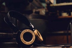 Grado Labs ra mắt bộ đôi tai nghe RS1x và RS2x: Thiết kế vỏ gỗ đậm chất cổ điển, trang bị driver X thế hệ 4