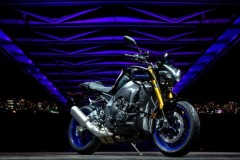 Sau ba tuần ra mắt, Yamaha MT-10 đã có thêm phiên bản SP với hệ thống treo “xịn xò”