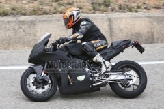 Sau xe đua RC 8C, KTM sẽ tung ra sportbike hạng trung cho biker đường phố?