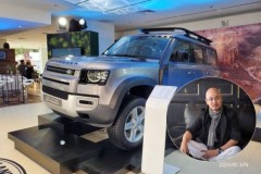 Vừa được bàn giao Land Rover Defender, ông Đặng Lê Nguyên Vũ đã đặt hàng thêm một chiếc nữa