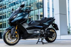Yamaha TMax 2022 lộ diện thiết kế hoàn toàn mới