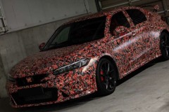 Cận cảnh Honda Civic Type R thử nghiệm tại trường đua Suzuka trước khi ra mắt vào năm sau