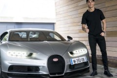 Cristiano Ronaldo sẽ không được lái xe riêng tới sân tập?