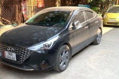 Đeo biển "ngũ quý 4", Hyundai Accent được rao bán giá gần 900 triệu đồng