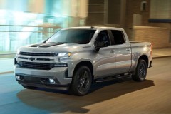 GM sẽ bắt đầu sản xuất Chevrolet Silverado EV vào đầu năm 2023 để cạnh tranh Ford F-150 Lightning