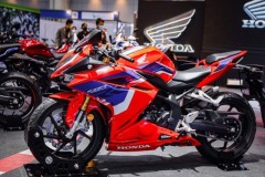 Honda CBR250RR SP 2022 vừa ra mắt với giá từ 160 triệu đồng