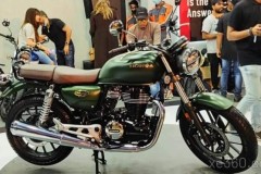 Honda H’ness CB350 ra mắt phiên bản kỉ niệm với giá 63 triệu đồng
