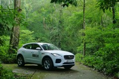 Jaguar E-Pace: SUV cỡ nhỏ cho “dân chơi ngầm”