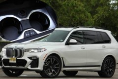 Lỗi khay đựng cốc trên BMW X7 khiến hãng xe Đức vướng vào vụ kiện 5 triệu USD