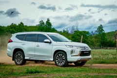 Mua xe Mitsubishi trong Tháng 12 được hưởng loạt ưu đãi đặc biệt và dịch vụ tài chính MAF