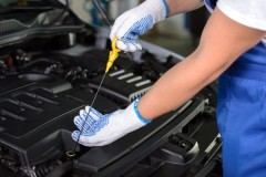 Những dấu hiệu cho biết đã đến lúc thay mới dầu nhớt động cơ