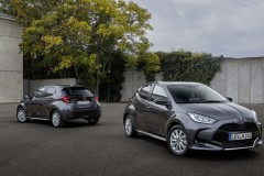 Ra mắt Mazda2 Hybrid 2022 “ăn xăng như ngửi”, thoạt nhìn tưởng Toyota Yaris