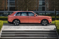 Rolls-Royce Cullinan với màu sơn độc đáo được lòng phái nữ