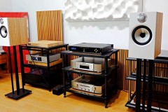 Kệ máy hi-end BassoContinuo Lyra 2.1 XL4: Xoá nhoà ranh giới giữa đồ nội thất và phụ kiện âm thanh