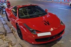 "Gặp gỡ" Ferrari 458 Spider màu đỏ độc nhất Việt Nam