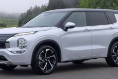 Mitsubishi Outlander PHEV 2022 “đắt khách” bất ngờ với gần 7.000 đơn đặt hàng trong hơn một tháng mở cọc