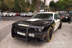 Sài Gòn: Dodge Challenger SRT-8 Hellcat bất ngờ "tái xuất" với "bộ áo" phong cách cảnh sát Mỹ