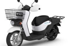 Tiến quân vào thị trường xe máy điện, Honda Việt Nam bàn giao lô xe điện đầu tiên cho Vietnam Post