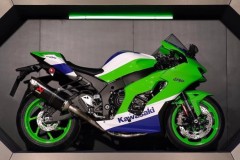 Thấy Honda ra CBR1000RR-R tem hoài cổ kỷ niệm 35 năm, Kawasaki Ninja ZX-10R cũng có bản đặc biệt tương tự