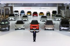 Toyota gây sốc khi ra mắt cùng lúc 16 mẫu ô tô điện