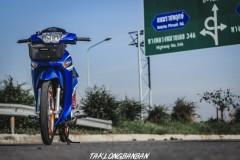 Wave 125 lột xác toàn diện khoe dáng giữa đại lộ Thái Lan