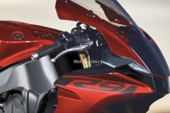 Yamaha R9 hoàn toàn mới sẽ được ra mắt với động cơ 3 xi-lanh mạnh mẽ
