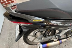 Wave 125i biến hóa mạnh mẽ bằng dàn đồ chơi Nissin Samurai chất lừ