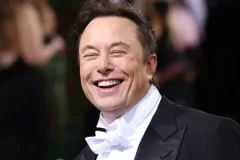 HOT: Tỷ phú Elon Musk quay xe thông báo không mua Twitter