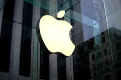 iPhone dự kiến sẽ bán quảng cáo trên thiết bị di động của mình