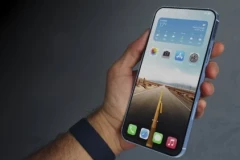 iPhone đầu tiên ẩn camera dưới màn hình lộ diện