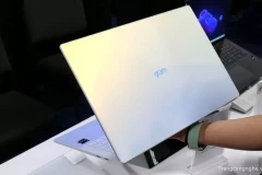 Laptop LG Gram Style 2023 mang màu sắc ngọc trai với giá $1,499