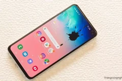 Tại sao màn hình điện thoại vỡ lại chảy mực?