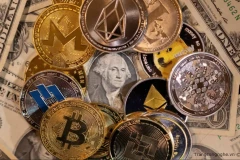 Xu hướng tiền ảo 2023: Chọn stablecoin hay bitcoin?