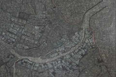 Bức tranh độc đáo của nghệ sĩ Thái Lan về dấu chân sinh thái của con người bằng vi nhựa đã giành giải UOB Painting of the Year khu vực Đông Nam Á năm 2023.