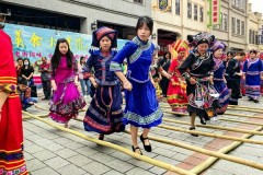 Xinhua Silk Road: Bách Sắc, Quảng Tây, miền Nam Trung Quốc tổ chức lễ hội truyền thống Sanyuesan với nhiều hoạt động sôi nổi