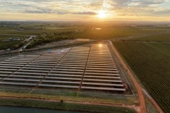Trang trại năng lượng mặt trời do Casella cùng Trinasolar Powers hợp tác phát triển được đánh giá là trang trại cung cấp năng lượng lớn nhất trong ngành đồ uống và rượu vang tại Úc*