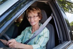 Người trên 60, 65, 70 tuổi có được lái xe ô tô B2 không?