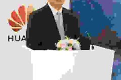 Huawei ra mắt các sản phẩm cũng như giải pháp hoàn toàn mới cho thị trường thương mại và bên cạnh đó, hợp tác với các đối tác để đẩy nhanh công cuộc phát triển trí tuệ số cho các doanh nghiệp vừa và nhỏ