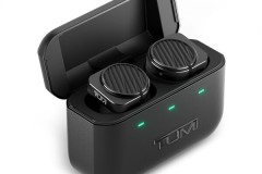 TUMI CÔNG BỐ QUAN HỆ HỢP TÁC LÂU DÀI VỚI MASTER & DYNAMIC