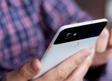 Trên tay Google Pixel 2 và Pixel 2 XL: Đối thủ của iPhone X đây rồi!