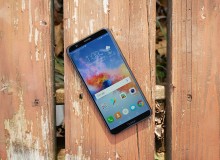 Đặt lên bàn cân Xiaomi Mi A1 và Honor 7X: đâu là smartphone đáng mua?