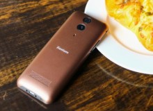 Trên tay và đánh giá nhanh Philips E331: Đế sạc rời, pin trâu, giá dưới 1 triệu