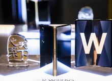 Trên tay Samsung W22 5G – Smartphone màn hình gập xịn sò hơn cả Galaxy Z Fold3 5G 5G