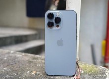 iPhone 13 Pro Max nếu dùng bộ sạc công suất lớn sẽ có thể sạc nhanh hơn