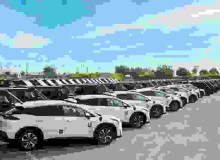 WeRide Lists on Hong Kong Stock Exchange, Becoming World's First Publicly Traded Robotaxi Company in Hong Kong and US